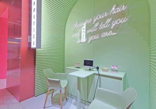 MYRIAM-K-SALON2